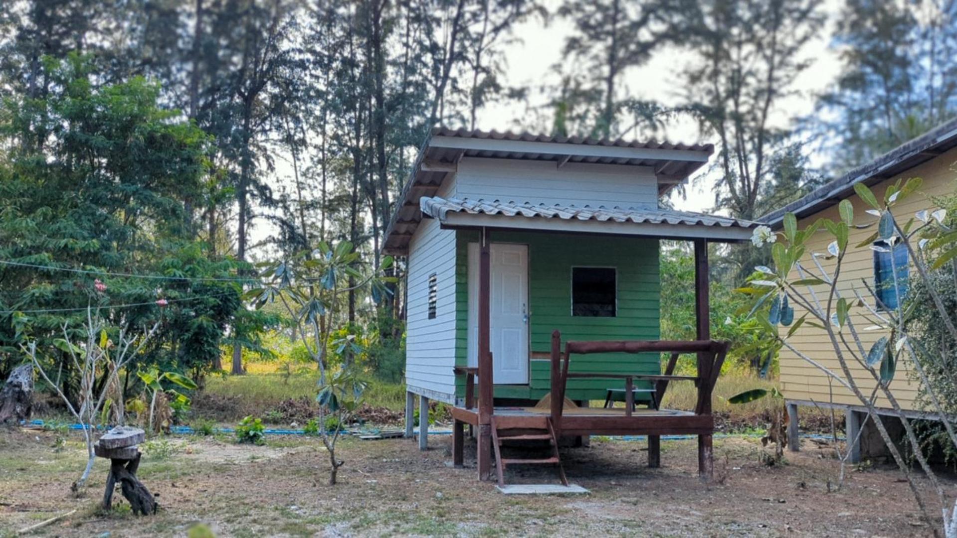 Neverland Beach Village Bungalows Ko Lanta Екстериор снимка
